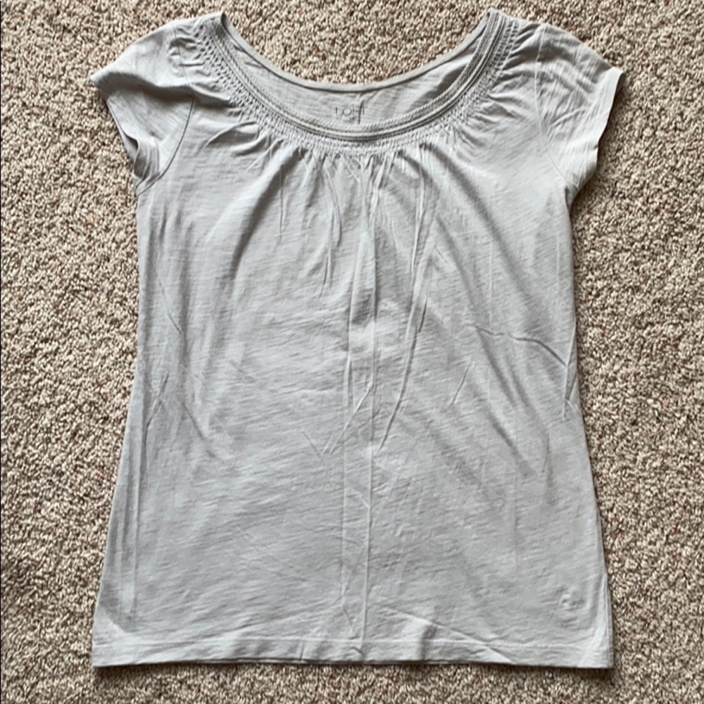 Women’s Loft Short Sleeve Shirt Size Medium